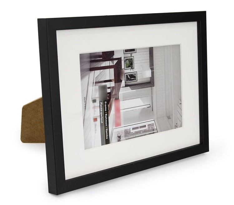 PINIA PASS, ramka do zdjęć drewniana, czarna ramka foto z passepratou (4).JPG